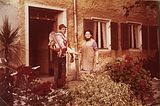 im Juli 1974 wiegt Johanna 238 Pfund - daher wurde sie als 